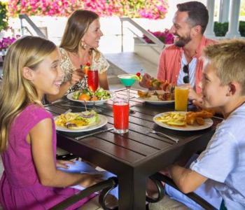 KIDS EAT FREE